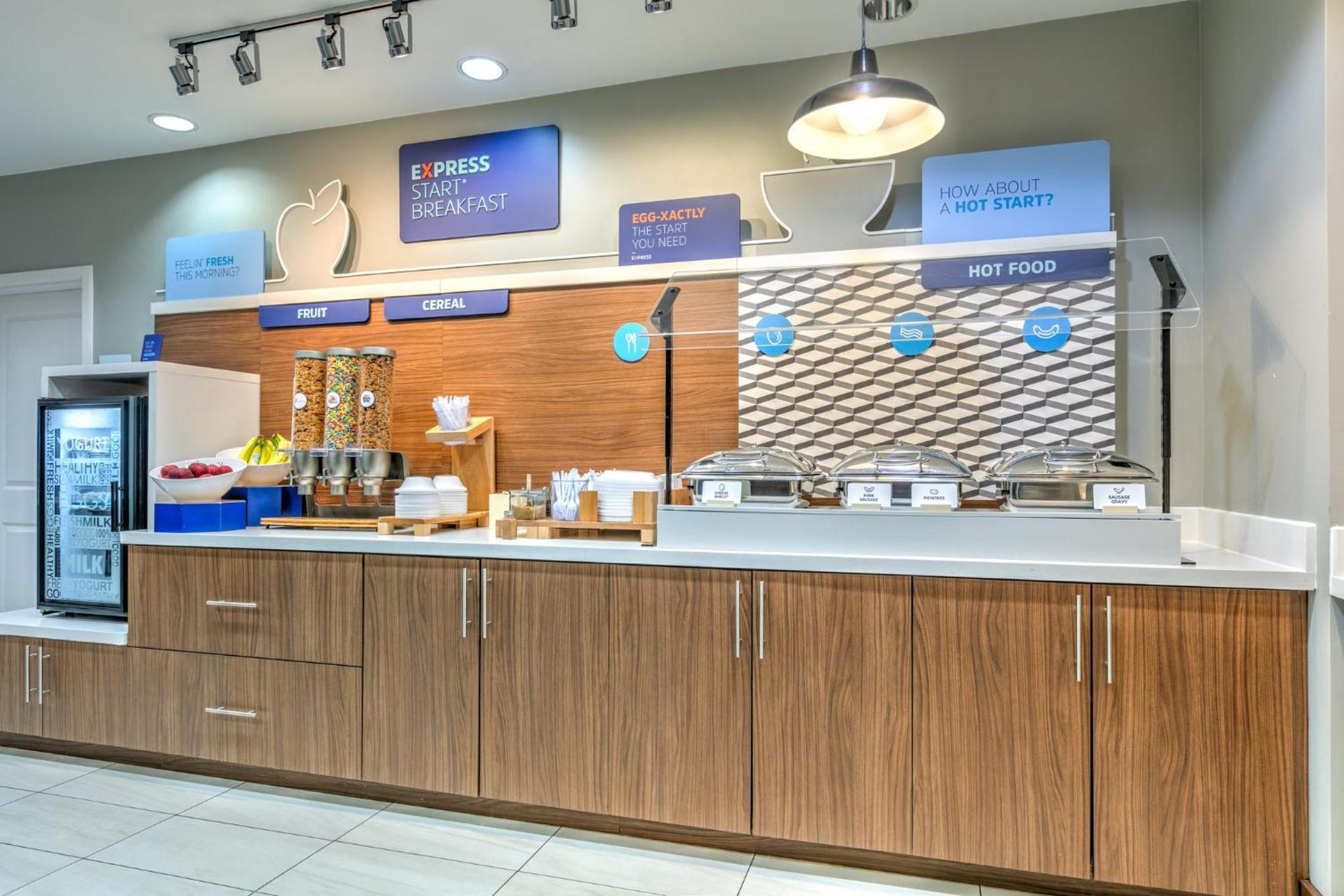 Holiday Inn Express Hotel & Suites Clute-Lake Jackson By Ihg Exteriör bild