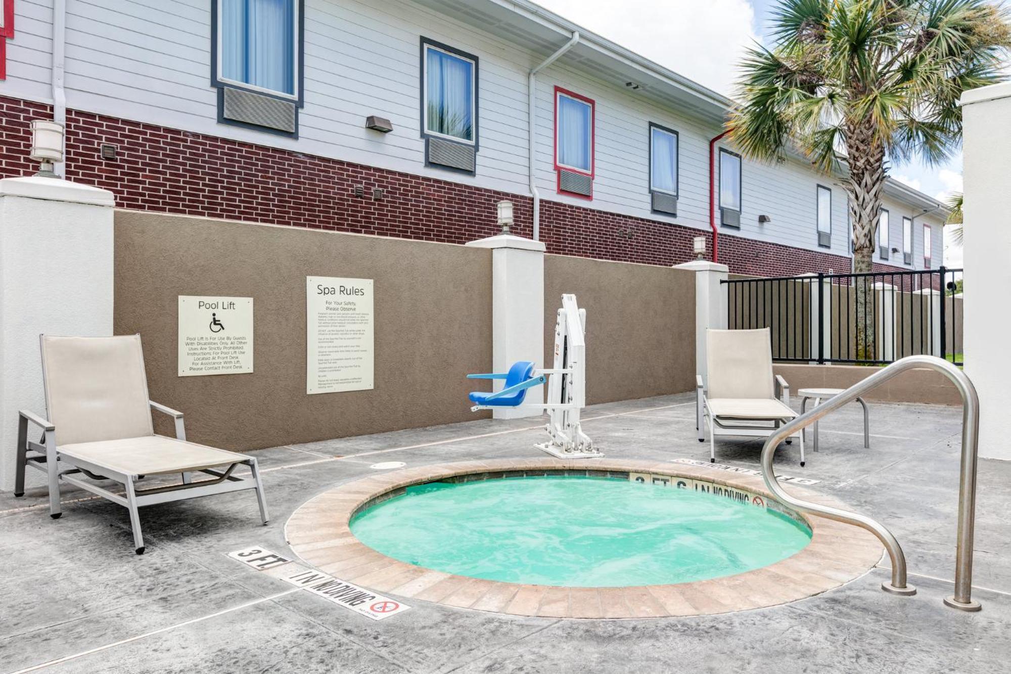 Holiday Inn Express Hotel & Suites Clute-Lake Jackson By Ihg Exteriör bild