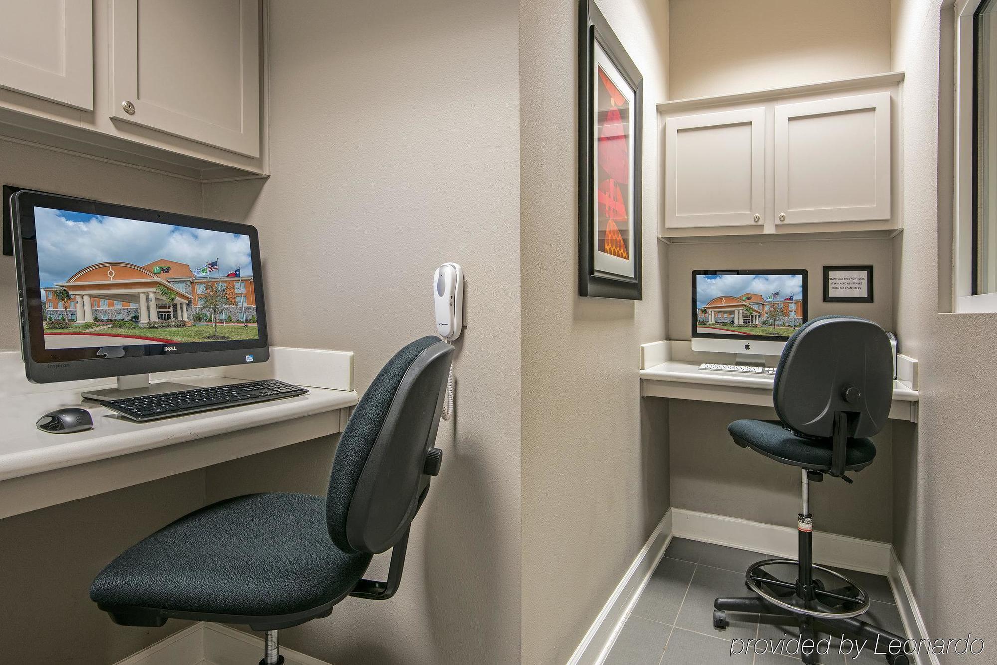 Holiday Inn Express Hotel & Suites Clute-Lake Jackson By Ihg Exteriör bild